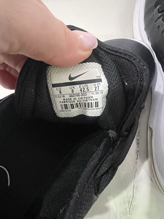 Pantofi sport Nike Air Max Axis 42,5