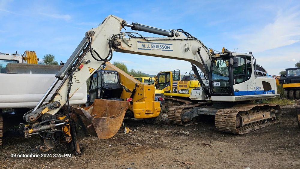 Liebherr R 924 Excavator pe senile R 924
