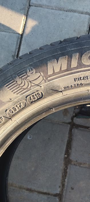 215 55 R17 vara Michelin Dunlop