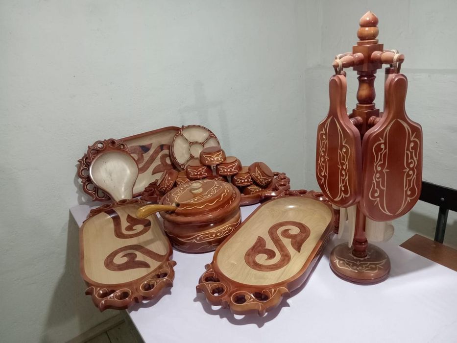 Национальный набор из березы