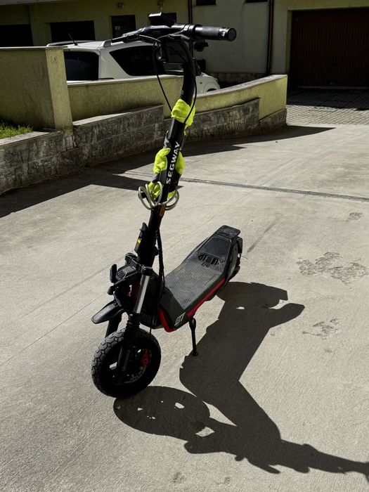 E-scoter Ninebot ZT3 pro