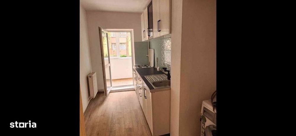 PROPRIETAR – Vând apartament 2 camere decomandat | Tractorul, Brașov