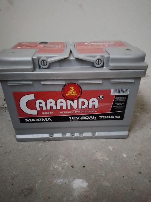 Baterie auto 12v în garanție.
