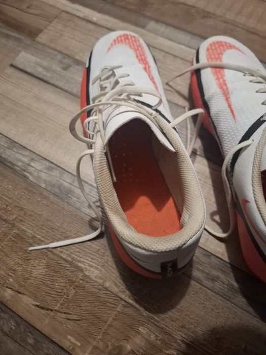 Adidasi nike Phanton