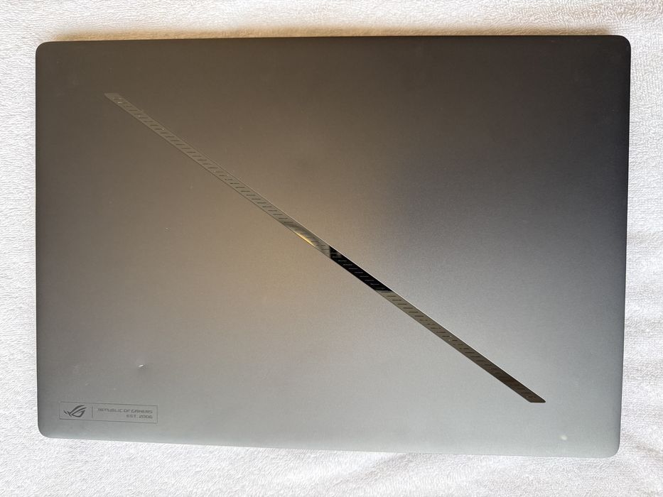 Laptop gaming Asus rog Zephyrus g16