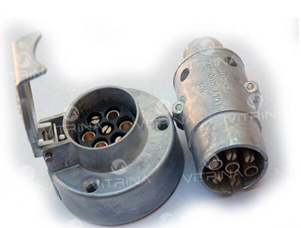 Электроразьемы  и адаптеры для прицепов