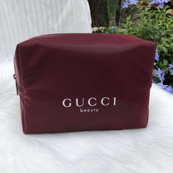 В наличии! Косметичка Dior