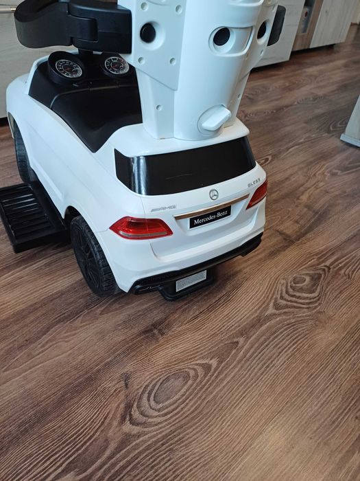 Кола Ride-On Mercedes Бял
