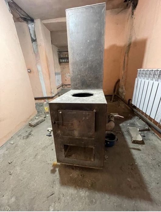 Продам печку с баком