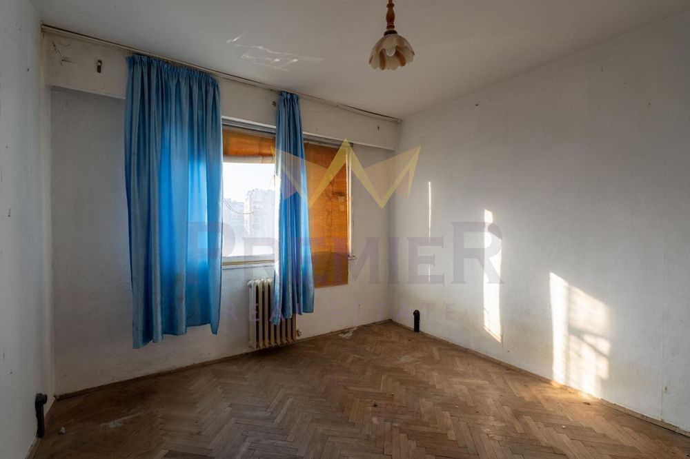 Продава се Двустаен апартамент в София, Свобода - 65 кв.м за 957 €/кв.м - Снимка #4