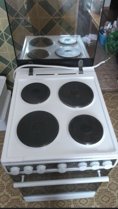 Отдам даром электро плиту
