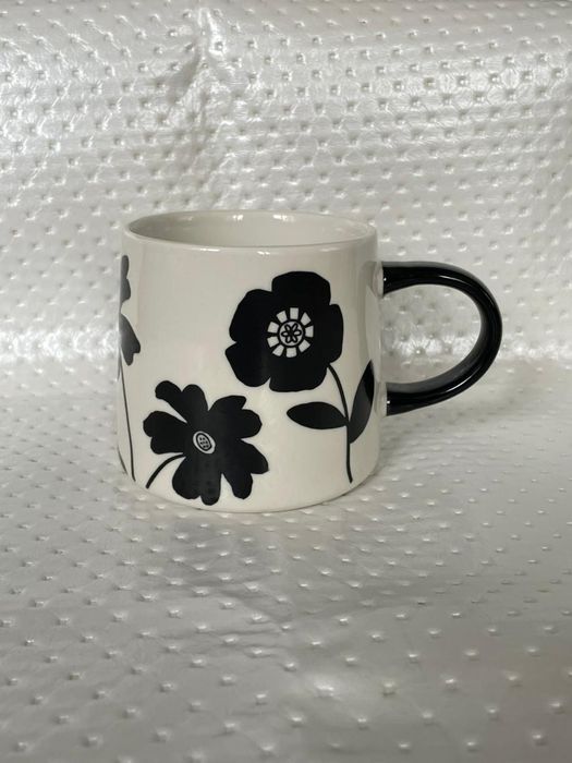 Кружка  с цветами