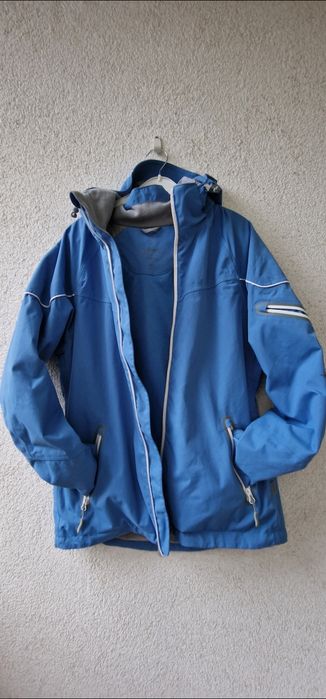 Geaca impermeabila de schi