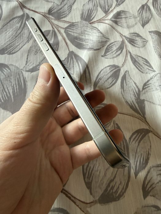 Продам Iphone 15 pro max 512gb natural titan