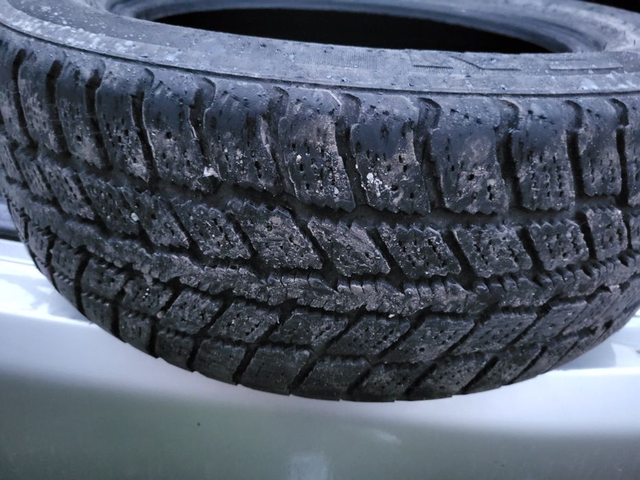 Продам зимние резины