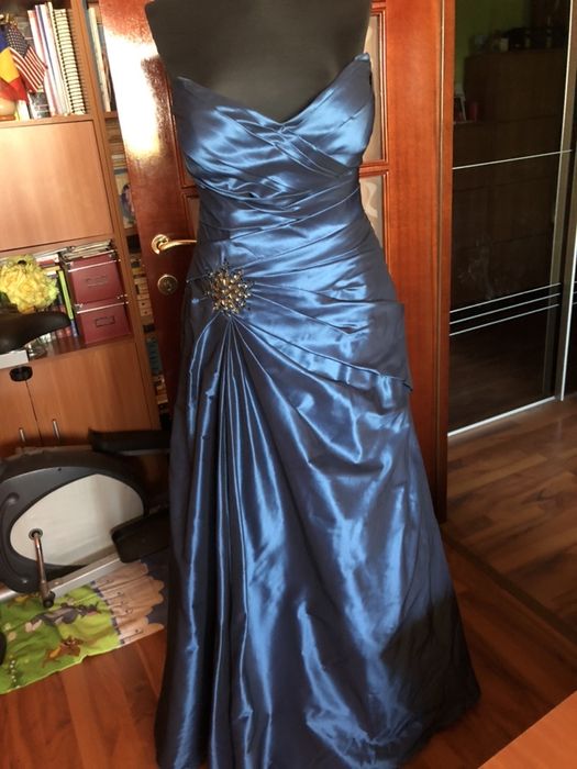 Rochie unicat stil pentru bal