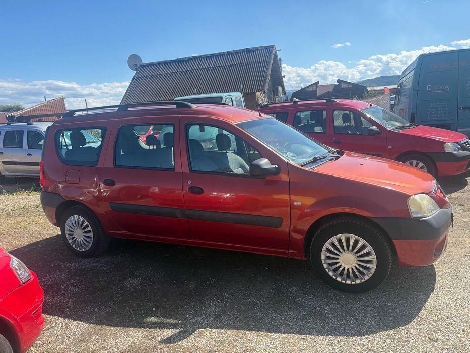 Dacia Logan MCV 1,6 mpi. 7 locuri. Klima