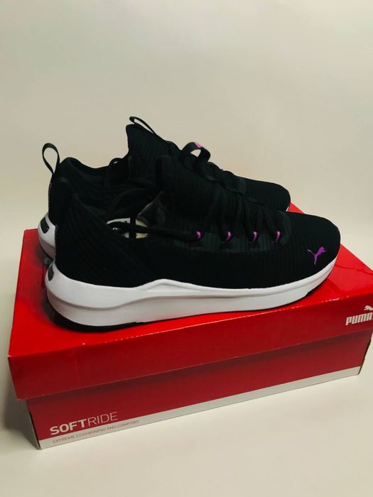 Продам оригинал кроссы Пума