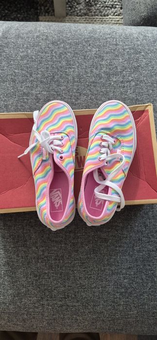 Vans кецове за момиче