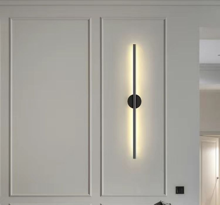 Продам светильник настенный