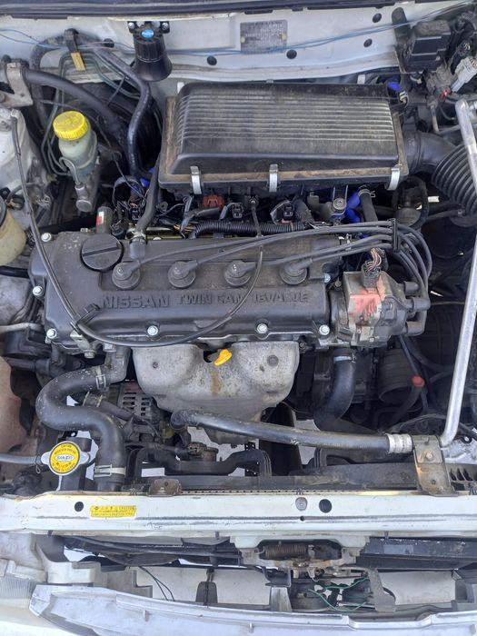 Продам авто мобиль нисан сани