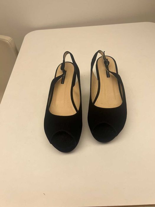 Черни Дамски Обувки - Чисто Нови (Различни Модели)