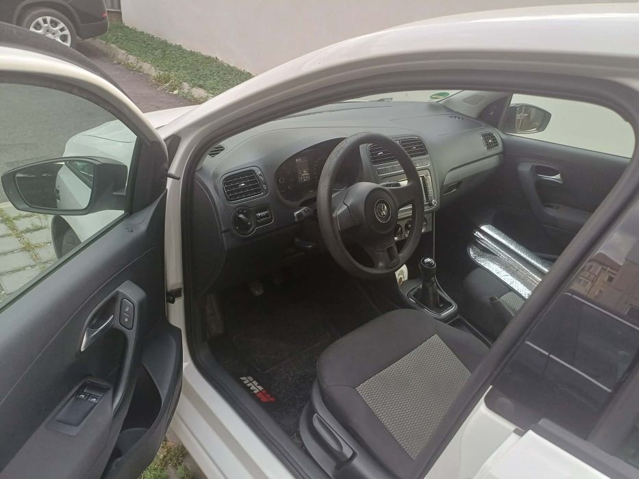 VOLKSWAGEN Polo 2013 — imagine 5