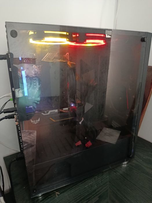 Vând pc gaming cu 1660 Ti si i5 10400f