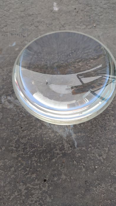 Линза выпукло-вогнутая