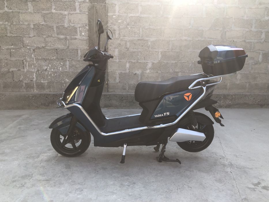 Skuter Yadea t5 kami bor!