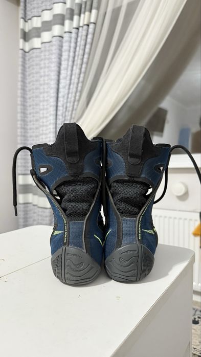 Nike HyperKO 2.0 в расцветке "неон".