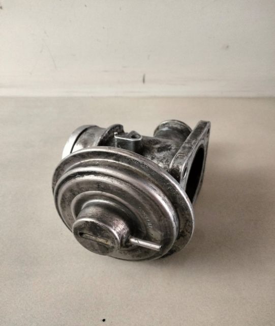 Supapa Egr 2.0 d 78545204 BMW Seria 3 E46