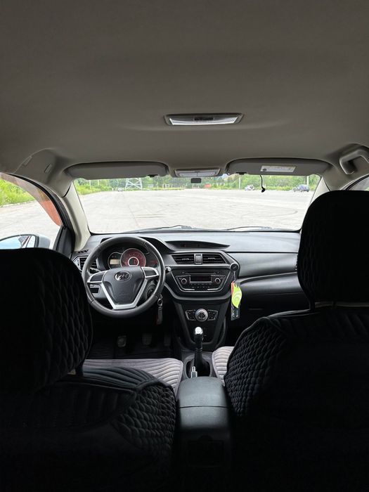 Продам отличный автомобиль Lifan X50