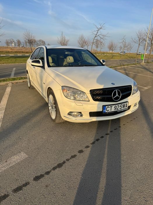 Mercedes  C320 4 Matic