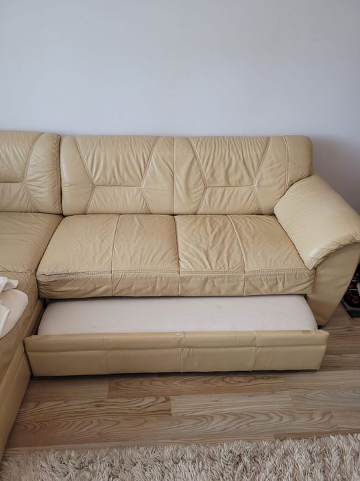 Vand colțar din piele naturala