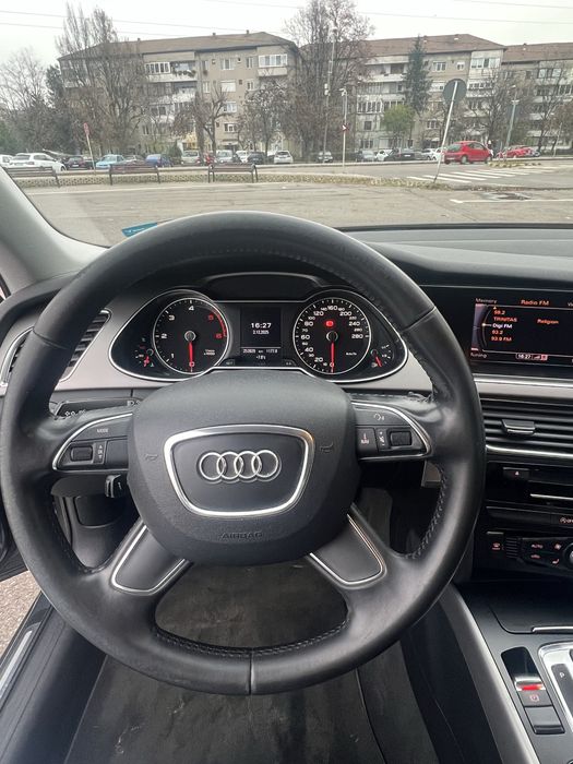 Vand Audi A4 B8 Facelift. Nu accept schimb!