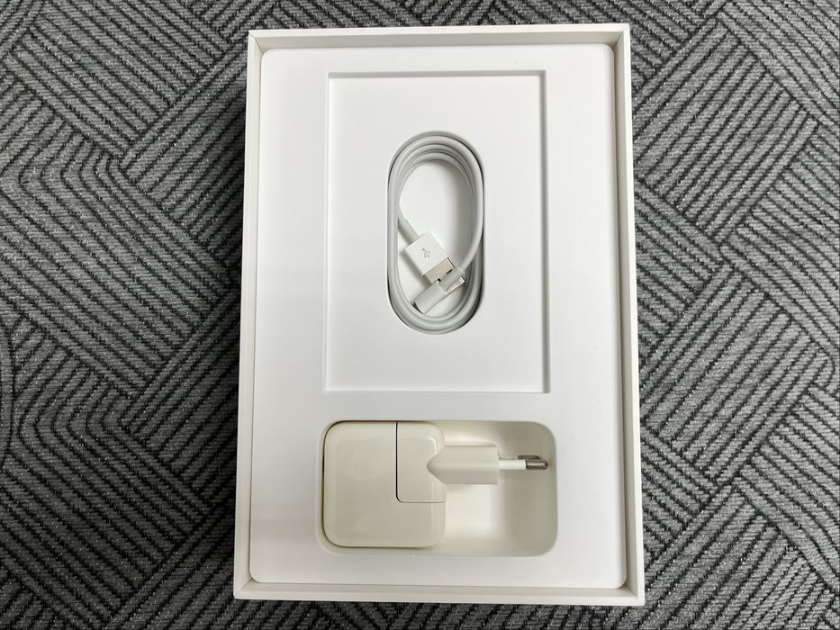 Продам iPad mini 2 32GB