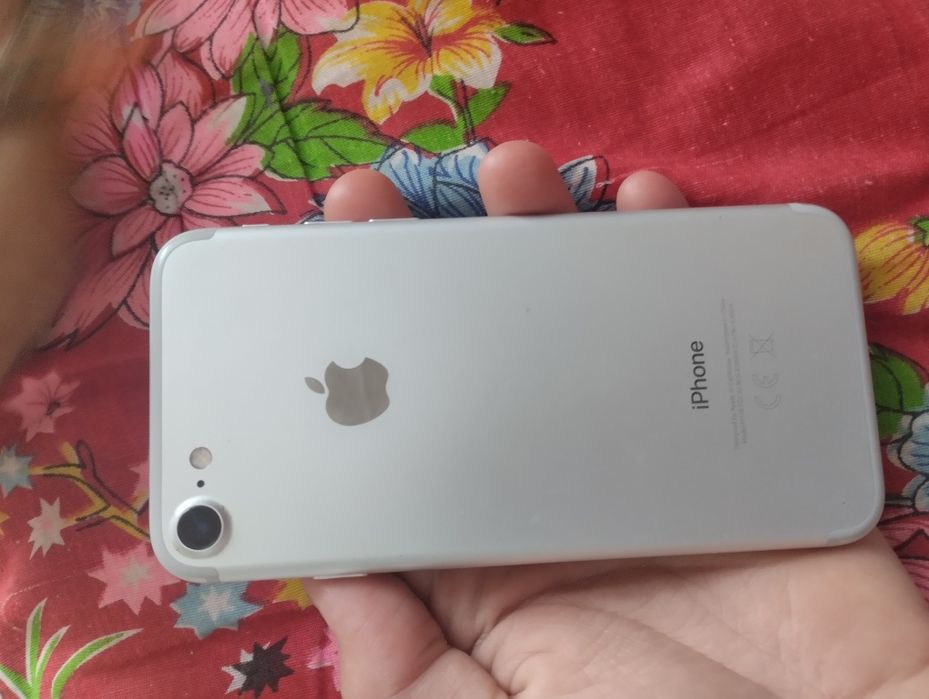 Аифон 7 32гб 71эмкость