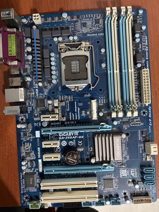 Материнская плата Gigabyte