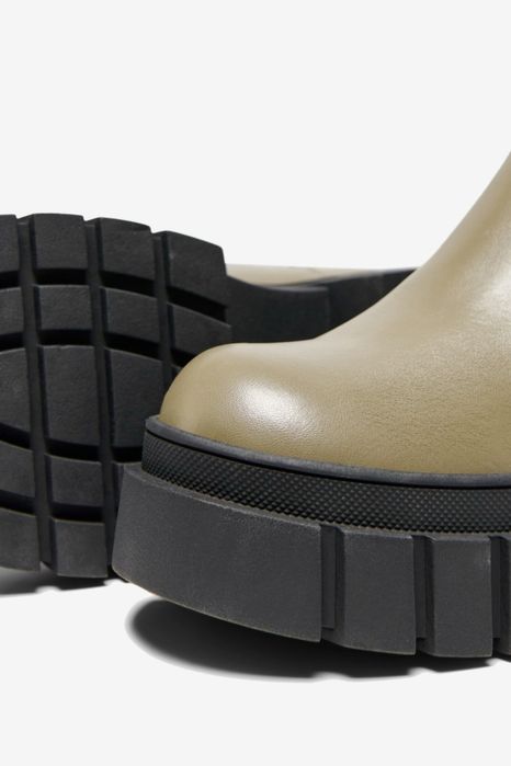 Боти тип Челси / като нови