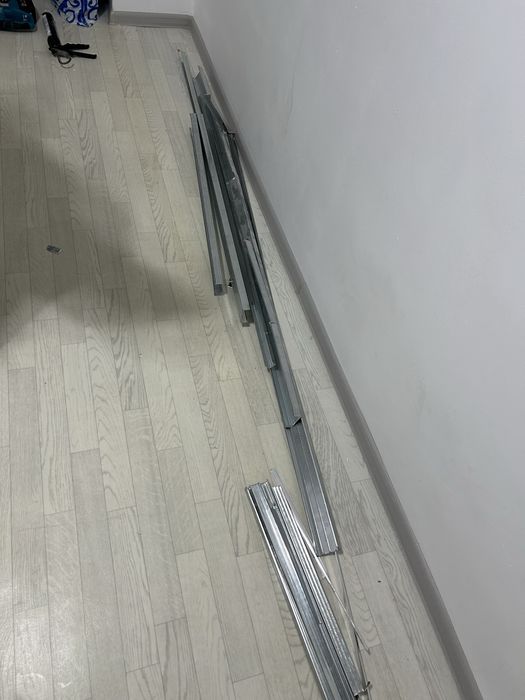 Гибкий мрамор, гипсокартон, кафель, уголок, профиля