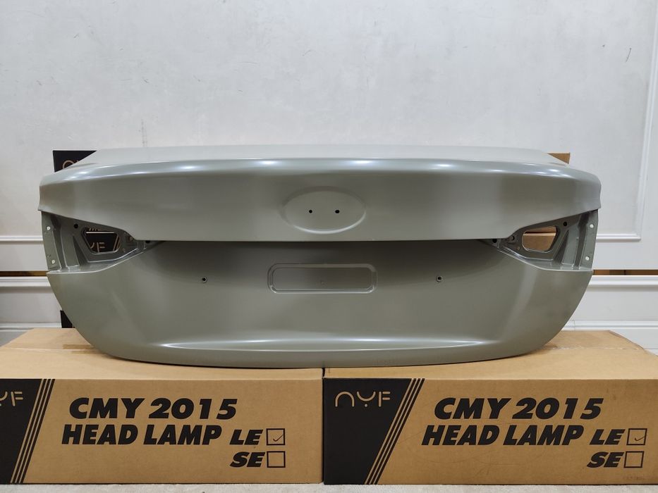 Крышка багажник акцент 2021