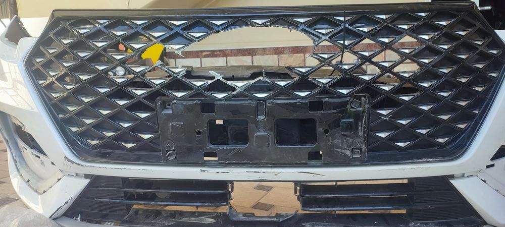 Бампер от черри аризо 6 про