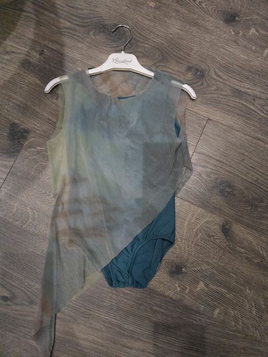 Сценични костюми за момиче