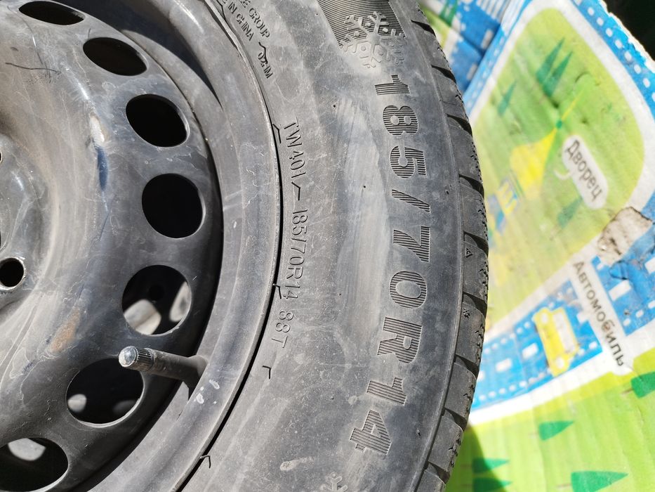 Продам шины с дисками в комплекте