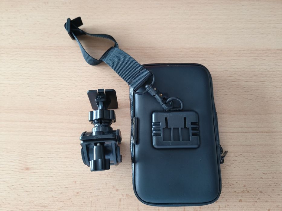 Suport telefon waterproof Cellularline