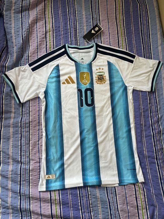 Футболни тениски