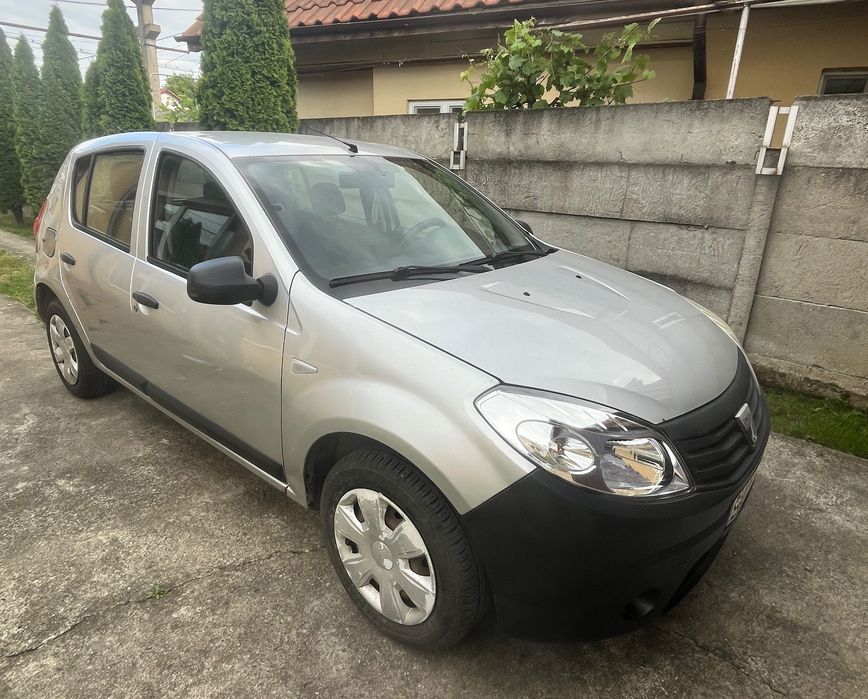Vând Dacia Sandero 1,4 benzină - 2009 - preț negociabil