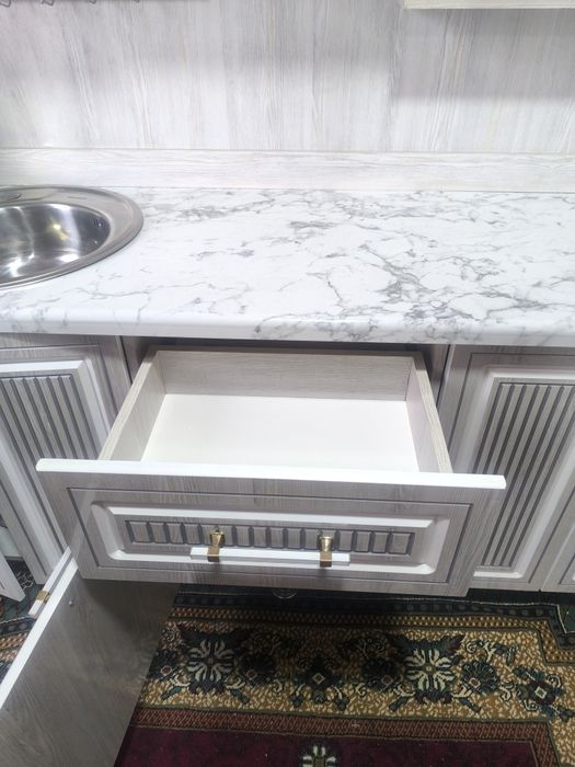 Кухонный мебель 1,75