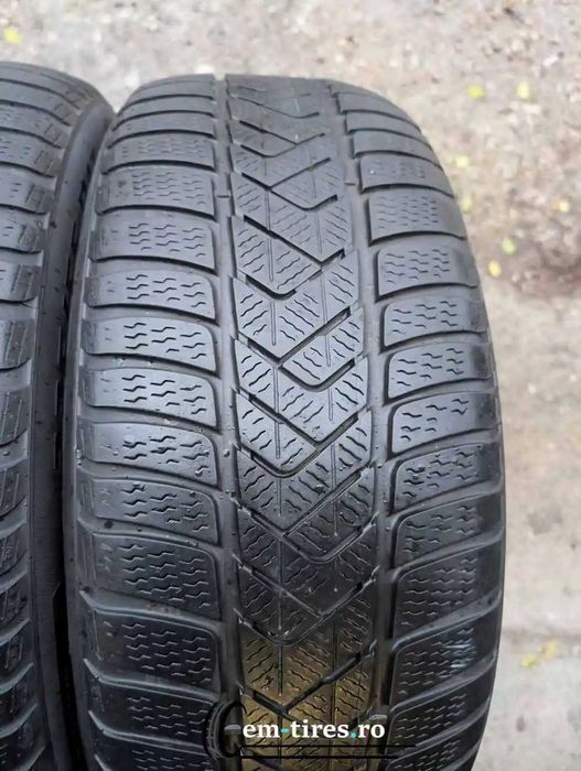 SET 2 Anvelope Iarna 225/55 R17 PIRELLI Sottozero 3 97H